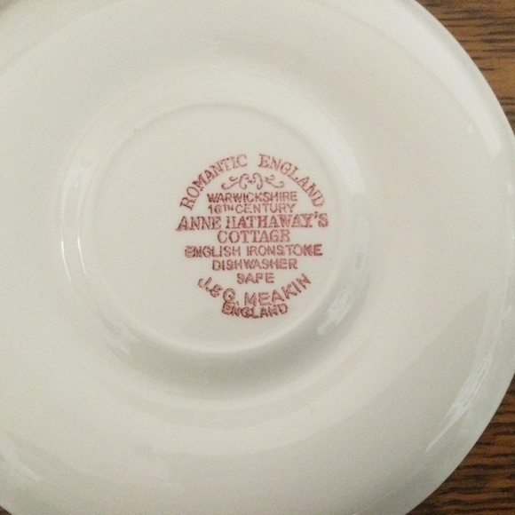 English Ironstone J & G Meakin Anne Hathaway’s Cottage set of 2 Cup & Sa… - Picture 6 of 14